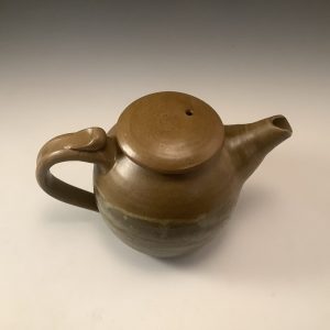 Jeanne Demers, teapot, ceramics, 5 5_8_x 9_x 5_ (1)